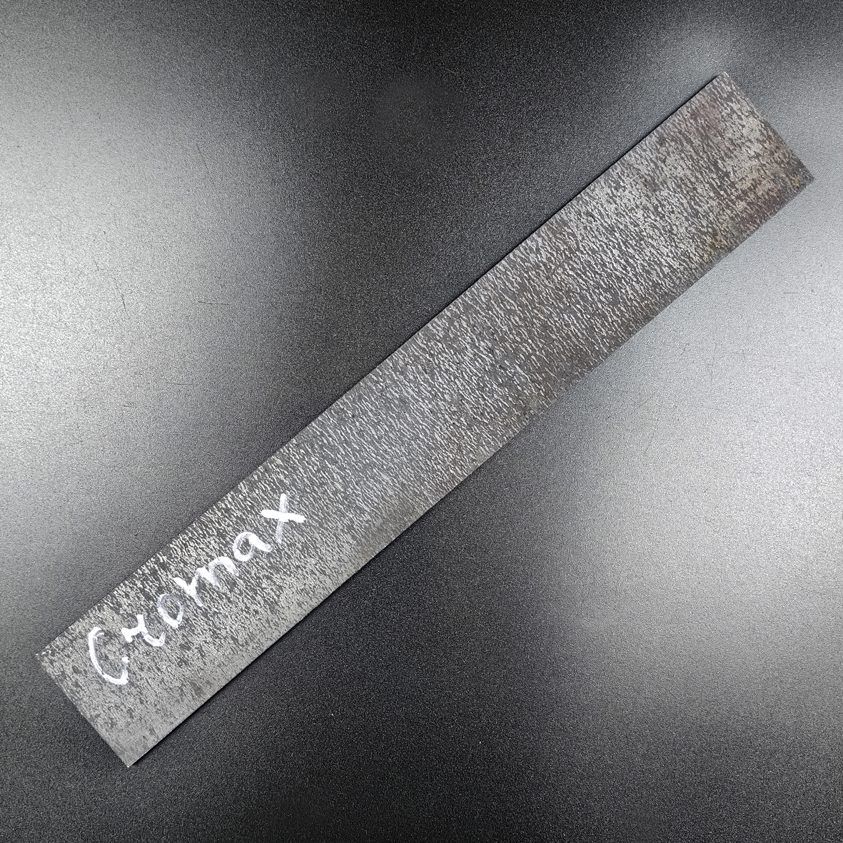 Заготовка для ножа из стали Cromax PM размеры: 250х40х3.7 мм